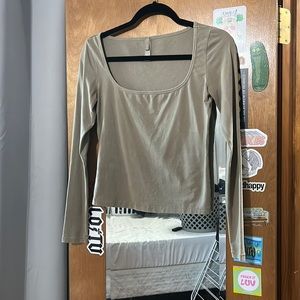 Skims beige long sleeve